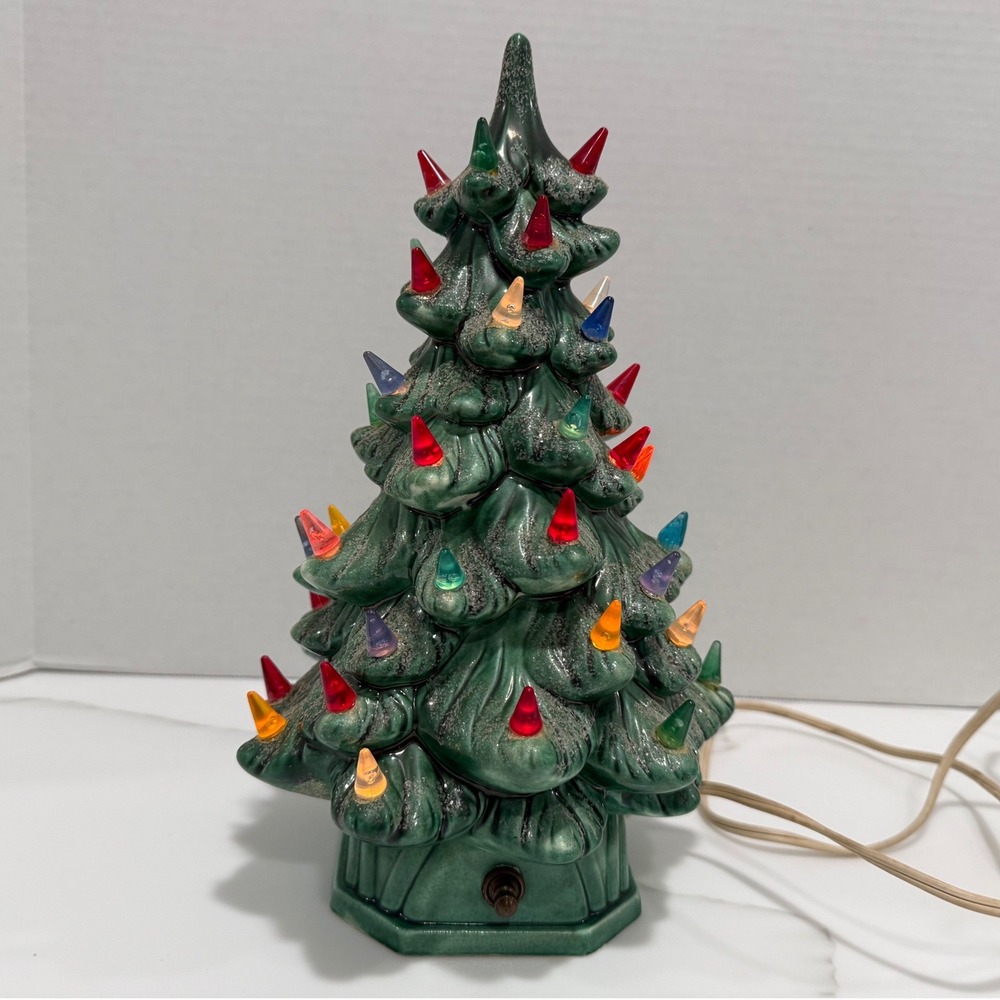 Vtg Holland Mold 11" Ceramic Christmas Tree Green Multicolor Pegs Sugar Snow